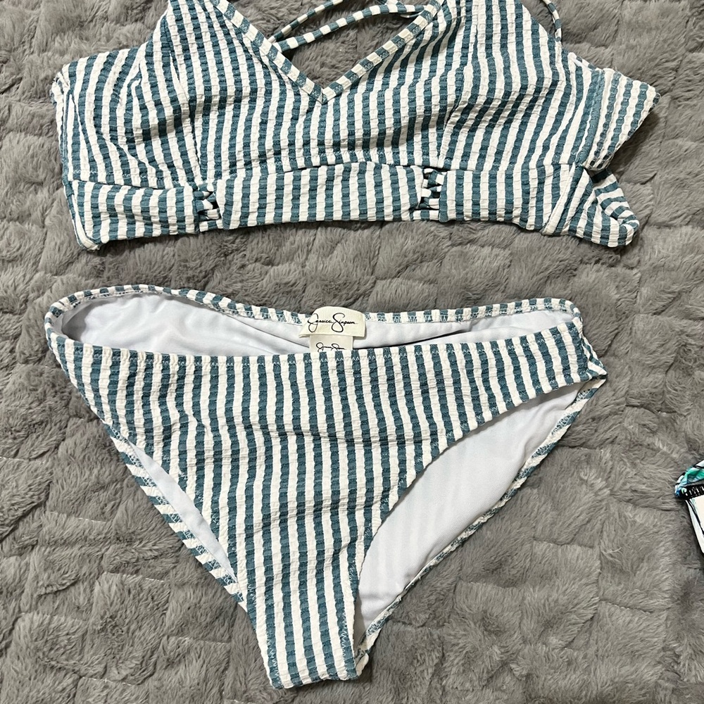 Jessica Simpson bikini size large.